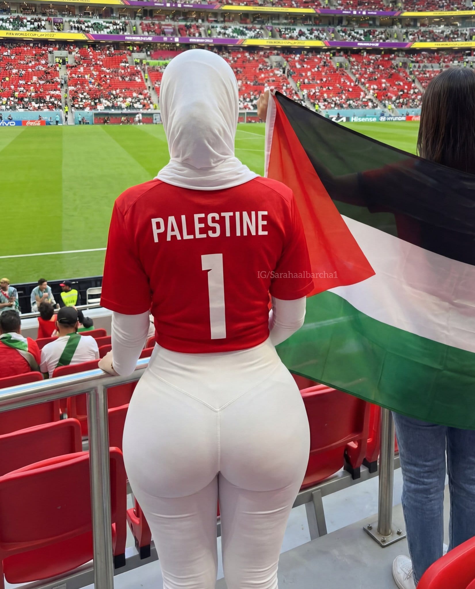 Sarah Albarcha Moroccan model Arab Thick Booty Hijab Big Ass Huge Tits - نقد الرياء والبربرية تجاه جمال المرأة سارة البارشا